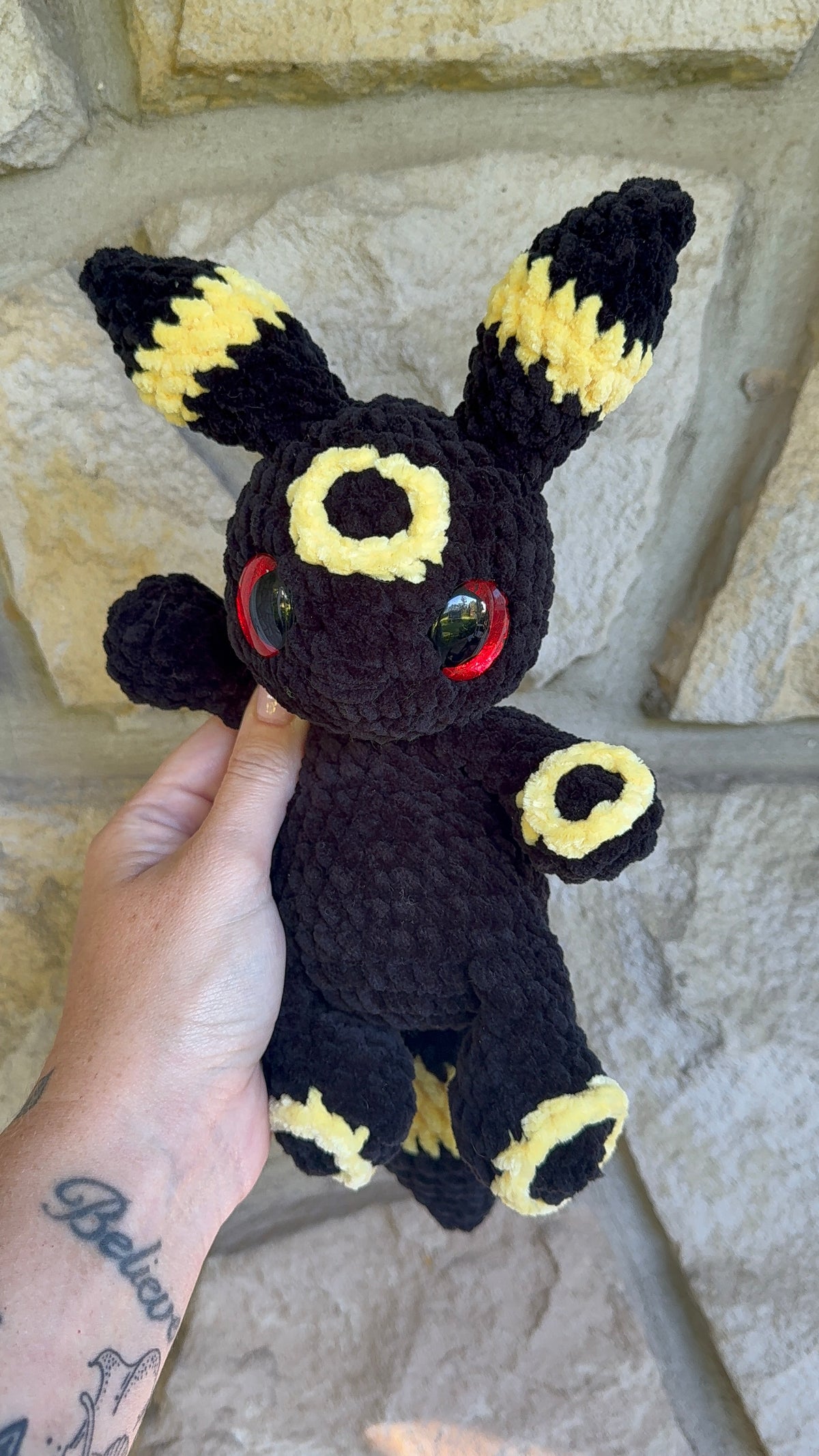 Umbreon plushie